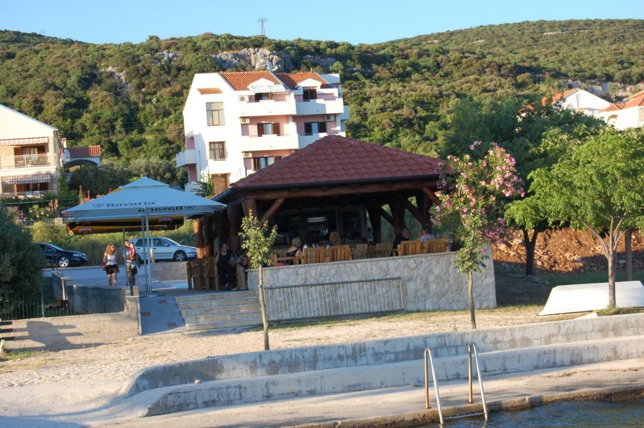 Al Capone Apartment Sveti Petar  Exterior photo